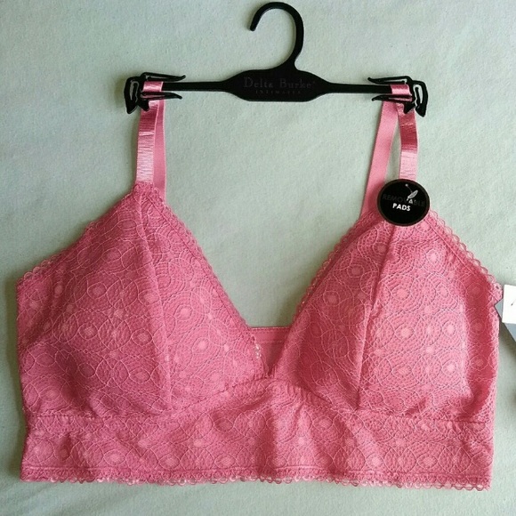 DELTA BURKE Other - LIKE NEW! 🌸 DELTA BURKE WIRELESS LACE BRALETTE 3X